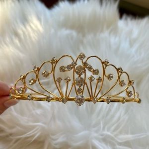 Beautiful metal and faux diamond crown